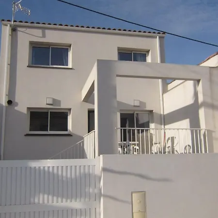 Moderne 5/6 Pers, Clim, Parking, Proche Et Centre - Fr-1-781-64 Holiday home *