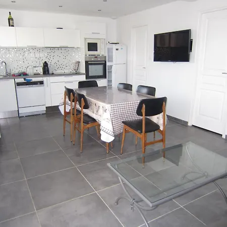 Moderne 5/6 Pers, Clim, Parking, Proche Et Centre - Fr-1-781-64 Holiday home *